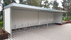 Přístřešek na kola VRANOV s řadou stojanů FUN a FUN BN – instalace Praha Malešice Přístřešek na kola VRANOV s řadou stojanů FUN a FUN BN – instalace Praha Malešice