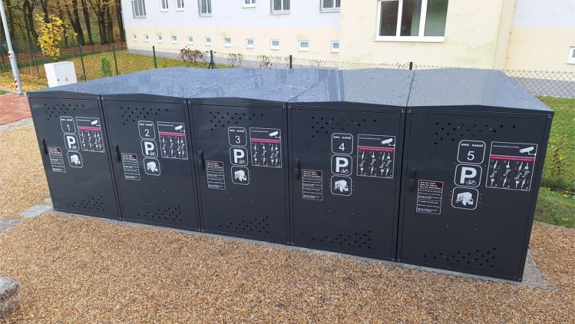 BOXY NA KOLA - BIKE GARÁŽ PS 4