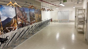 Kolárna CPI Praha pokračuje: rozšíření o nová parkovací místa a sušení oblečení