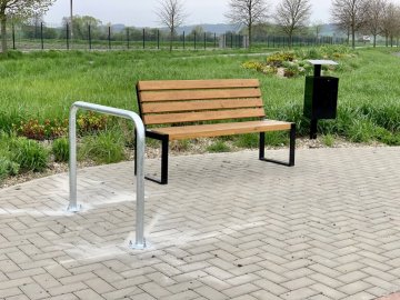 Opěrný stojan pro kola - 7111_Cyklostezka_Šumpersko