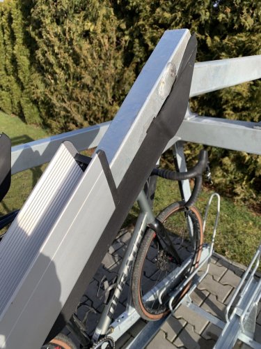 Dvoupatrový stojan - VELOPA UP