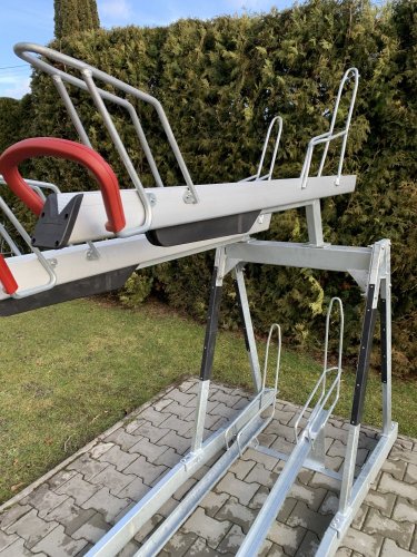 Dvoupatrový stojan - VELOPA UP